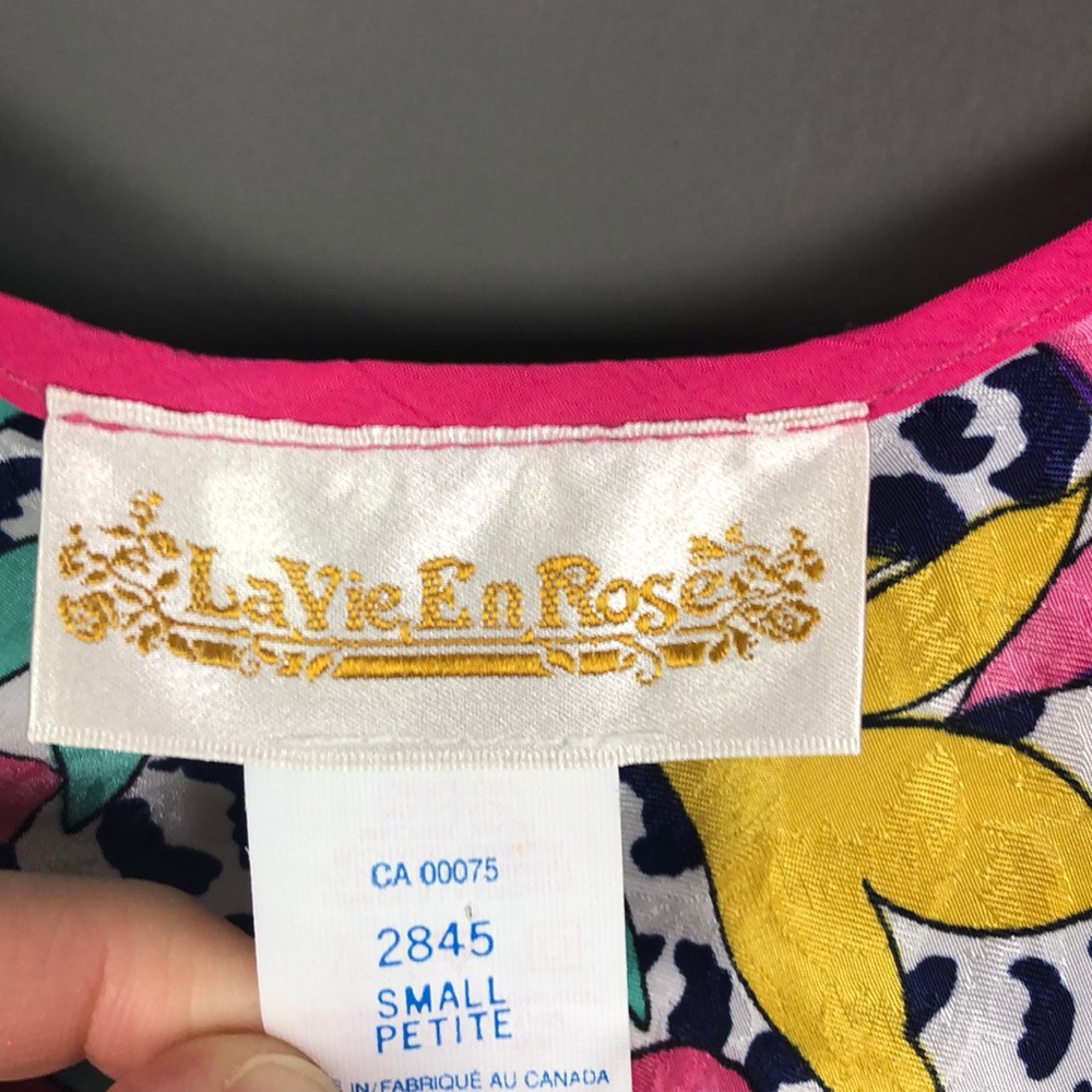 La Vie En Rose l Vintage Floral & Animal Tank - Picture 5 of 8